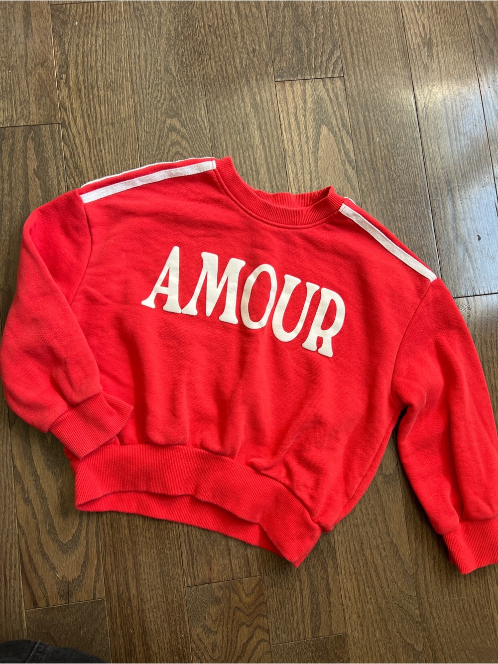 Grayson mini Red AMOUR Graphic Sweatshirt size 5T
